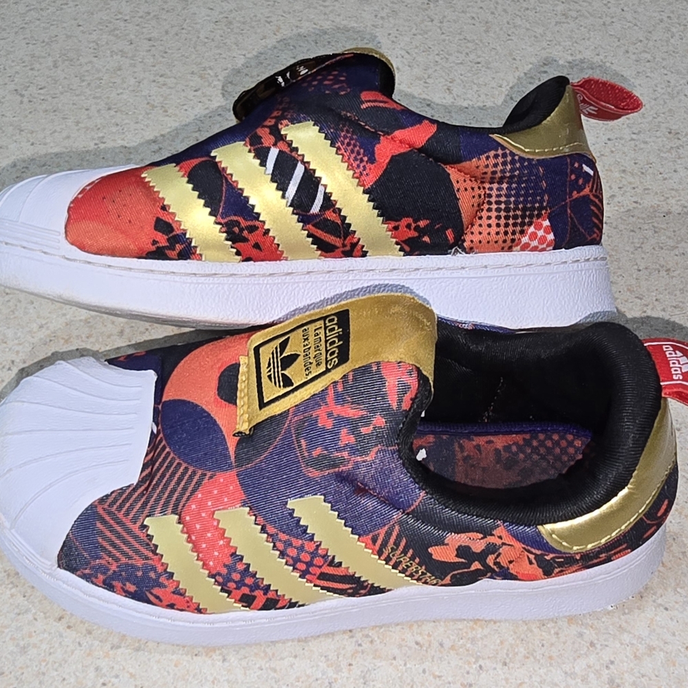 Preloved Adidas Superstar 360 Kids 9.5k Shoes Gold, Orange, Red, Blue and White